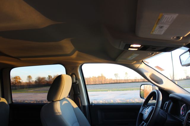 2014 Ram 2500 Diesel 4x4 manual Tradesman | Roscoe, IL | Autoland Outlets 2014 Ram 2500 Diesel 4x4 manual Tradesman | Roscoe, IL | Autoland Outlets