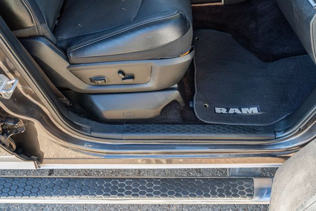 2014 Ram 3500 Laramie SHORT BED CREW CAB SRW W/ UPGRADES | Austin, TX | Rocky Mountain Truck Stop Austin 2014 Ram 3500 Laramie SHORT BED CREW CAB SRW W/ UPGRADES | Austin, TX | Rocky Mountain Truck Stop Austin