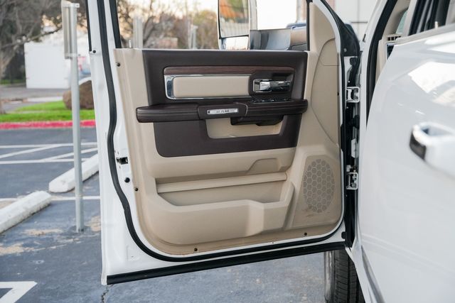 2014 Ram 3500 Laramie MEGA CAB 4X4 / CLEAN CARFAX | Austin, TX | Rocky Mountain Truck Stop Austin