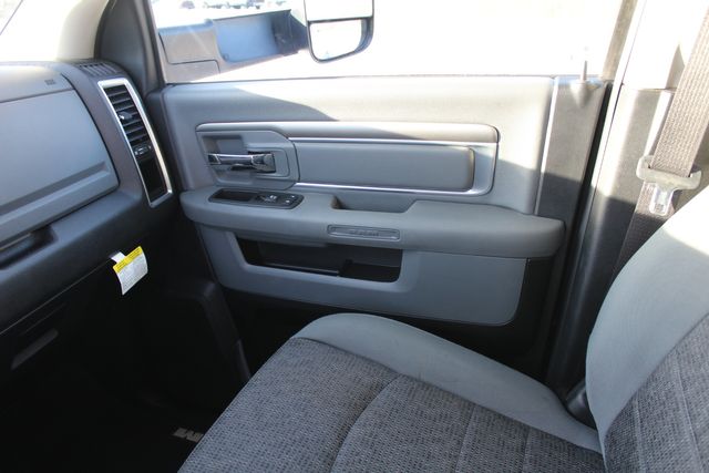 2014 Ram 3500 Big Horn Mega Cab | Roscoe, IL | Autoland Outlets 2014 Ram 3500 Big Horn Mega Cab | Roscoe, IL | Autoland Outlets