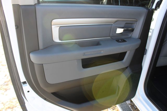 2014 Ram 3500 Big Horn Mega Cab | Roscoe, IL | Autoland Outlets 2014 Ram 3500 Big Horn Mega Cab | Roscoe, IL | Autoland Outlets