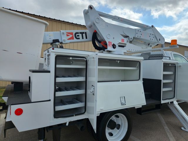 2014 Ram 5500 4X4 CUMMINS ETI 42FT BUCKET TRUCK 6.7 CUMMINS ETCMH37IH MATERIAL HANDLER | Irving, TX | Pinnacle Trucks 2014 Ram 5500 4X4 CUMMINS ETI 42FT BUCKET TRUCK 6.7 CUMMINS ETCMH37IH MATERIAL HANDLER | Irving, TX | Pinnacle Trucks