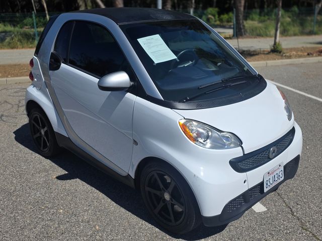2014 Smart fortwo pure | Reseda, CA | Angeles Auto Alliance