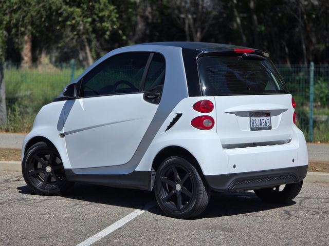 2014 Smart fortwo pure | Reseda, CA | Angeles Auto Alliance