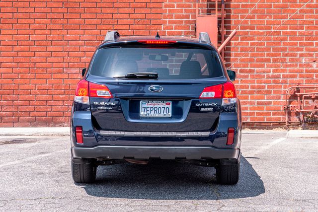 2014 Subaru Outback 2.5i Limited | Van Nuys, CA | Stellar Auto INC. 2014 Subaru Outback 2.5i Limited | Van Nuys, CA | Stellar Auto INC.