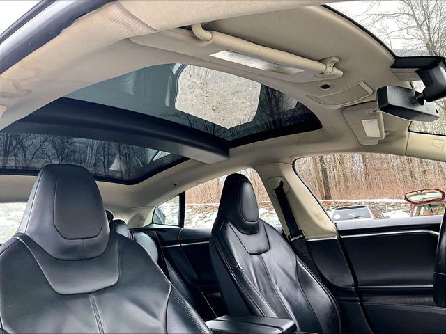 2014 Tesla Model S 85