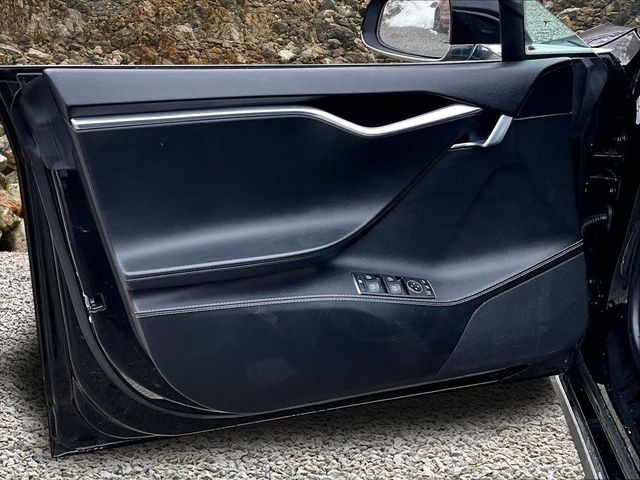 2014 Tesla Model S 85