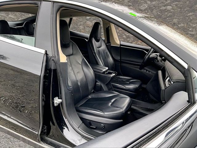 2014 Tesla Model S 85