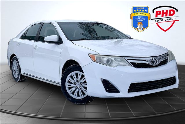 2014 Toyota Camry SE | Elyria, OH | PHD Auto Group