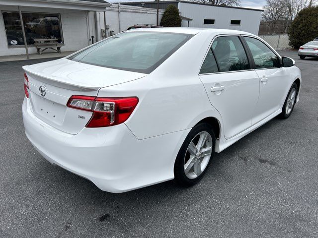 2014 Toyota Camry SE Sport