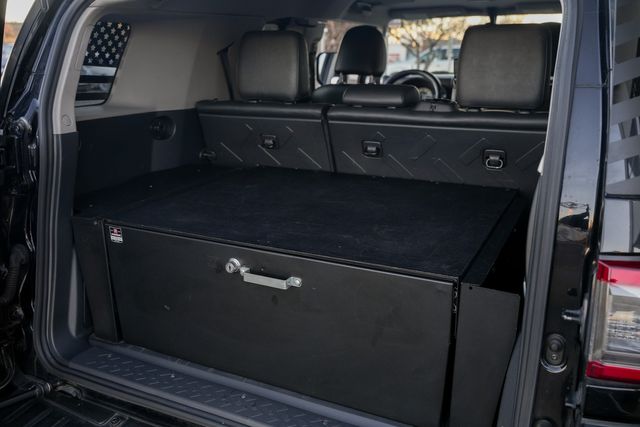 2014 Toyota FJ Cruiser 4X4 XTREME OFF-ROAD PKG / CLEAN CARFAX | Austin, TX | Rocky Mountain Truck Stop Austin