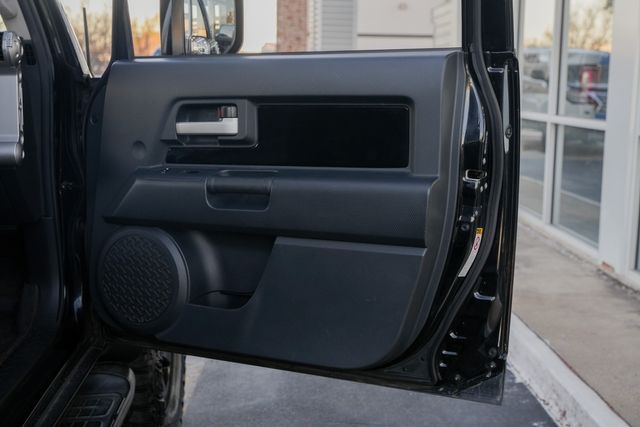 2014 Toyota FJ Cruiser 4X4 XTREME OFF-ROAD PKG / CLEAN CARFAX | Austin, TX | Rocky Mountain Truck Stop Austin 2014 Toyota FJ Cruiser 4X4 XTREME OFF-ROAD PKG / CLEAN CARFAX | Austin, TX | Rocky Mountain Truck Stop Austin