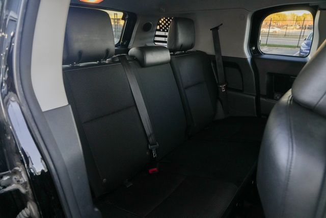 2014 Toyota FJ Cruiser 4X4 XTREME OFF-ROAD PKG / CLEAN CARFAX | Austin, TX | Rocky Mountain Truck Stop Austin 2014 Toyota FJ Cruiser 4X4 XTREME OFF-ROAD PKG / CLEAN CARFAX | Austin, TX | Rocky Mountain Truck Stop Austin