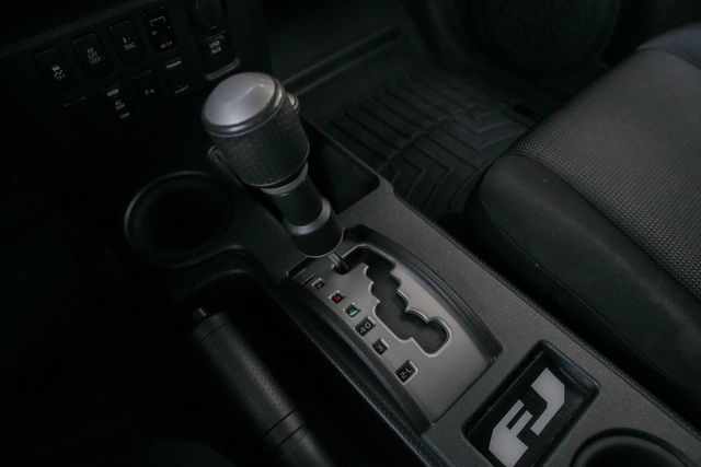 2014 Toyota FJ Cruiser 4X4 XTREME OFF-ROAD PKG / CLEAN CARFAX | Austin, TX | Rocky Mountain Truck Stop Austin