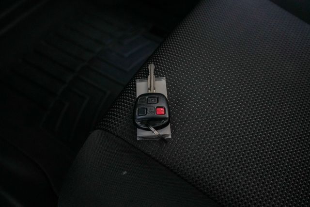 2014 Toyota FJ Cruiser 4X4 XTREME OFF-ROAD PKG / CLEAN CARFAX | Austin, TX | Rocky Mountain Truck Stop Austin