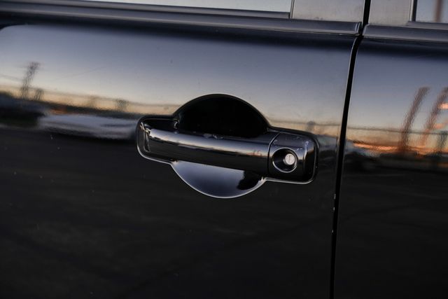 2014 Toyota FJ Cruiser 4X4 XTREME OFF-ROAD PKG / CLEAN CARFAX | Austin, TX | Rocky Mountain Truck Stop Austin