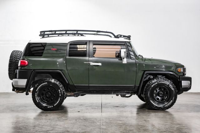 2014 Toyota FJ Cruiser Base