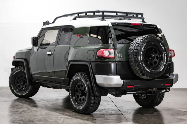 2014 Toyota FJ Cruiser Base