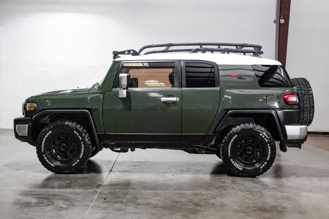 2014 Toyota FJ Cruiser Base