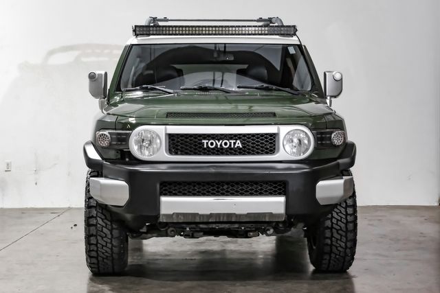 2014 Toyota FJ Cruiser Base