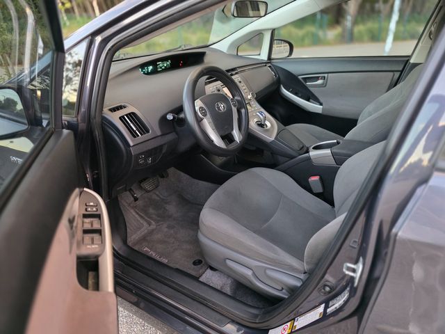 2014 Toyota Prius Two | Reseda, CA | Angeles Auto Alliance