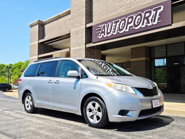 2014 Toyota Sienna LE 8-Passenger | Ellisville, MO | AutoPort