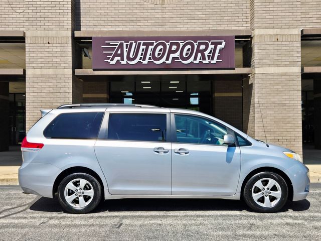 2014 Toyota Sienna LE 8-Passenger | Ellisville, MO | AutoPort 2014 Toyota Sienna LE 8-Passenger | Ellisville, MO | AutoPort