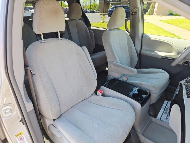 2014 Toyota Sienna LE 8-Passenger | Ellisville, MO | AutoPort 2014 Toyota Sienna LE 8-Passenger | Ellisville, MO | AutoPort