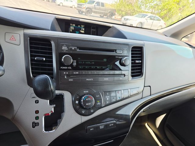 2014 Toyota Sienna LE 8-Passenger | Ellisville, MO | AutoPort 2014 Toyota Sienna LE 8-Passenger | Ellisville, MO | AutoPort