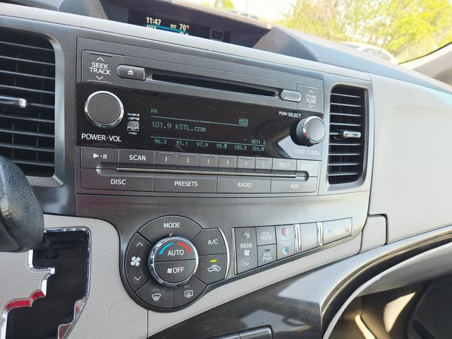 2014 Toyota Sienna LE 8-Passenger | Ellisville, MO | AutoPort 2014 Toyota Sienna LE 8-Passenger | Ellisville, MO | AutoPort