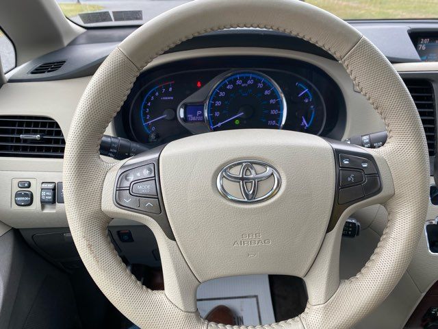 2014 Toyota Sienna XLE 7-Passenger | Ephrata, PA | Pine Tree Motors 2014 Toyota Sienna XLE 7-Passenger | Ephrata, PA | Pine Tree Motors