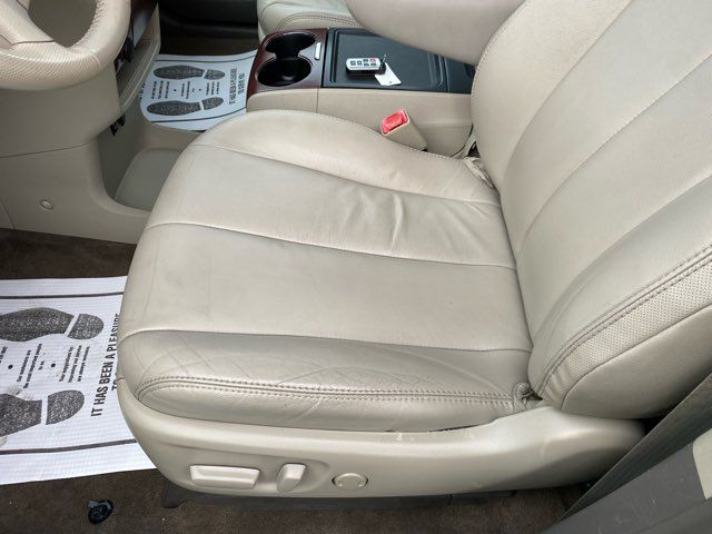 2014 Toyota Sienna XLE 7-Passenger | Ephrata, PA | Pine Tree Motors 2014 Toyota Sienna XLE 7-Passenger | Ephrata, PA | Pine Tree Motors