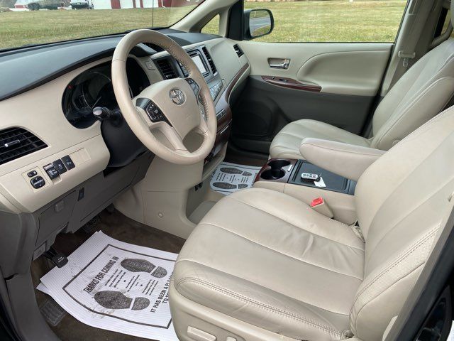 2014 Toyota Sienna XLE 7-Passenger | Ephrata, PA | Pine Tree Motors 2014 Toyota Sienna XLE 7-Passenger | Ephrata, PA | Pine Tree Motors