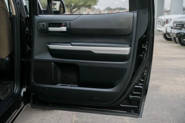 2014 Toyota Tundra SR5 CREW CAB 4X4 W/ UPGRADES / GREAT RELIABILITY | Austin, TX | Rocky Mountain Truck Stop Austin