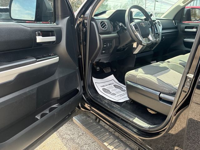 2014 Toyota Tundra SR5 CREW | Ontario, OH | New Haven Auto Sales 2014 Toyota Tundra SR5 CREW | Ontario, OH | New Haven Auto Sales