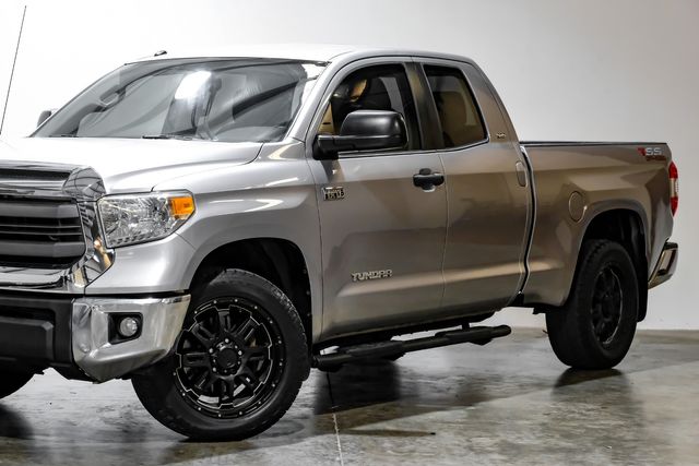2014 Toyota Tundra SR5