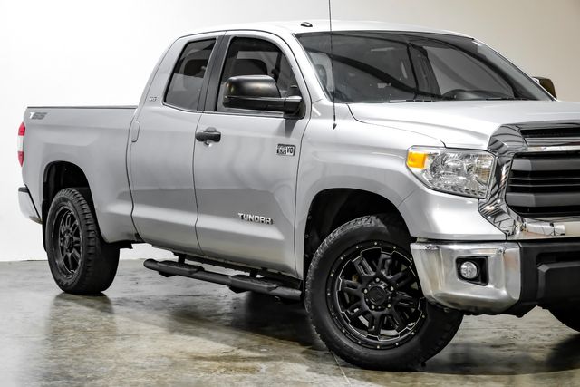 2014 Toyota Tundra SR5