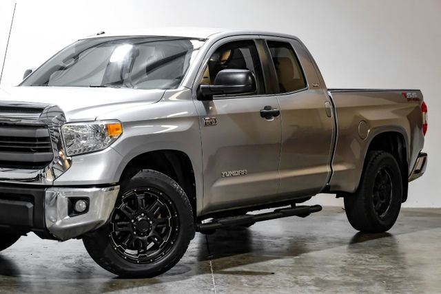 2014 Toyota Tundra SR5