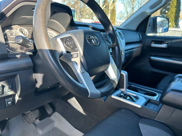 2014 Toyota Tundra SR5