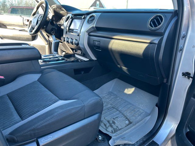 2014 Toyota Tundra SR5