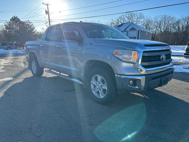 2014 Toyota Tundra SR5