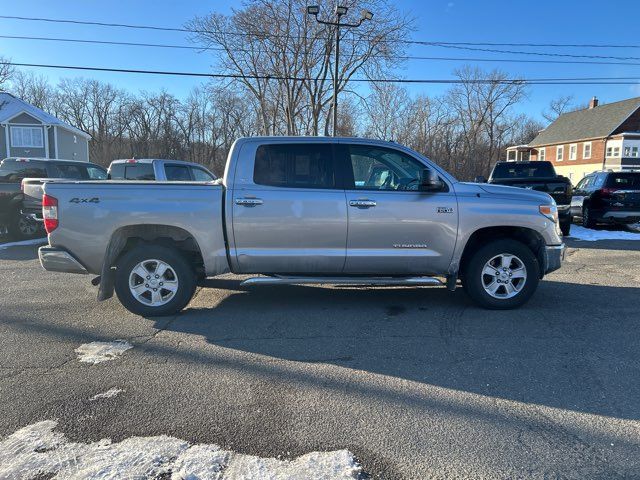 2014 Toyota Tundra SR5