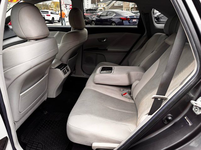 2014 Toyota Venza LE