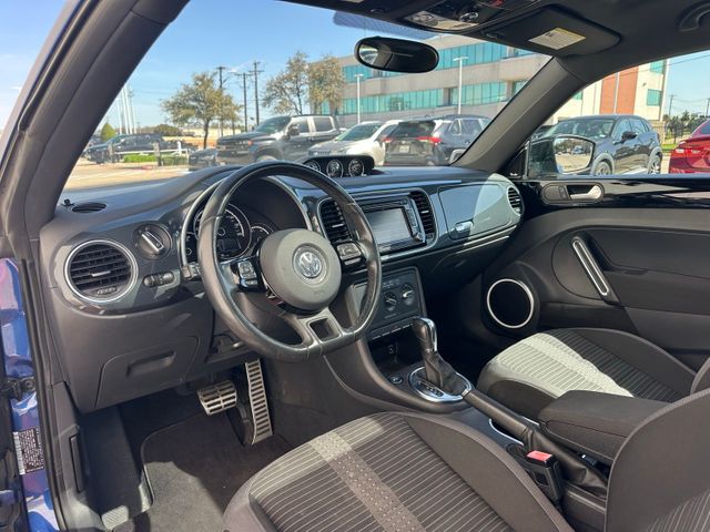 2014 Volkswagen Beetle 2.0T R-Line | Irving, Texas | Hopper Motorplex 2014 Volkswagen Beetle 2.0T R-Line | Irving, Texas | Hopper Motorplex