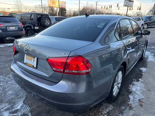 2014 Volkswagen Passat 1.8T Wolfsburg Edition PZEV