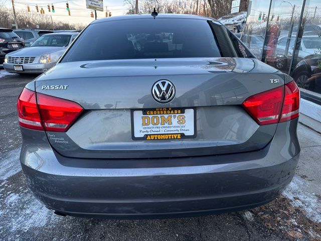 2014 Volkswagen Passat 1.8T Wolfsburg Edition PZEV