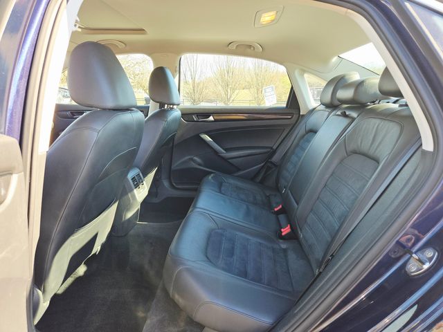 2014 Volkswagen Passat 1.8T SEL Premium | Ellisville, MO | AutoPort