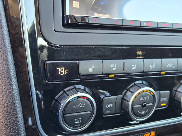 2014 Volkswagen Passat 1.8T SEL Premium | Ellisville, MO | AutoPort