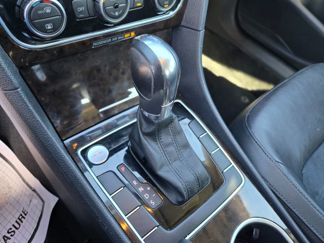 2014 Volkswagen Passat 1.8T SEL Premium | Ellisville, MO | AutoPort