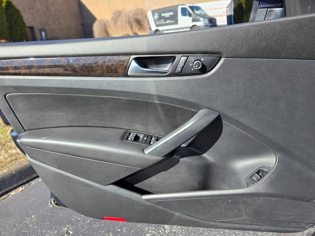 2014 Volkswagen Passat 1.8T SEL Premium | Ellisville, MO | AutoPort